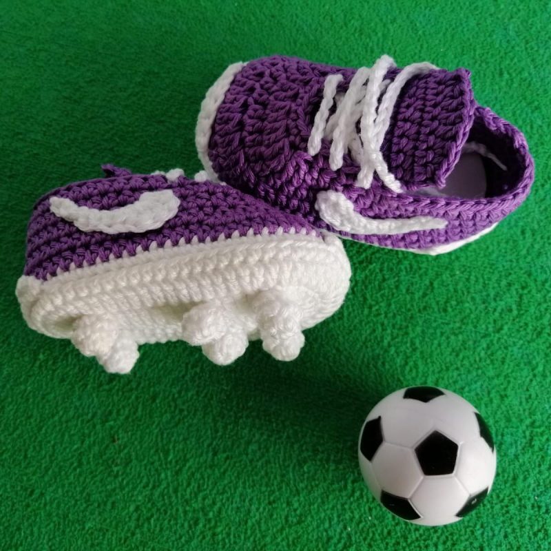 scarpette da calcio viola